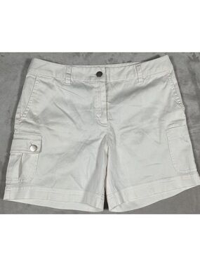 White Petite Sophisticate Stretch
Shorts Size 8 Cotton Casual Summer
Wear